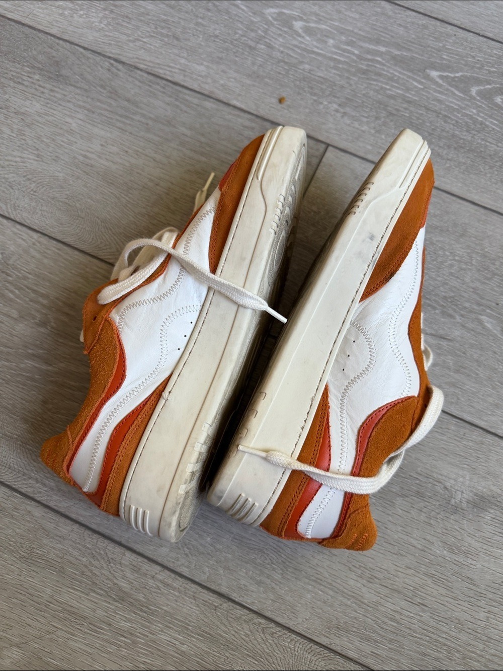 ALOHAS White and Orange Suede-Trim Low-Top Sneaker size 10 - Picture 9 of 10